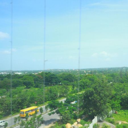 Hotel Sri Raghavendra Grand Turkapally Exterior foto